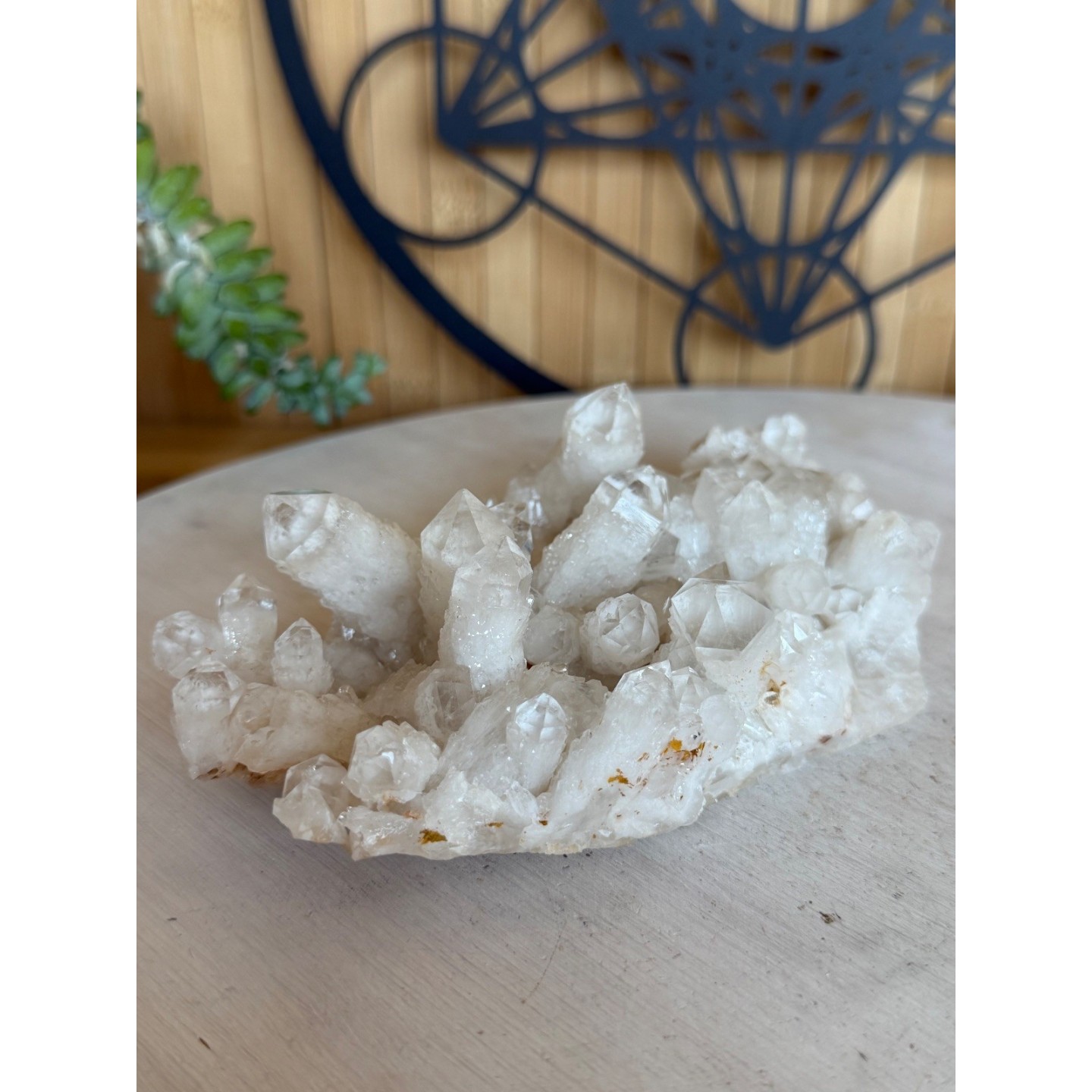 Druse de quartz chandelle (0.465kg)