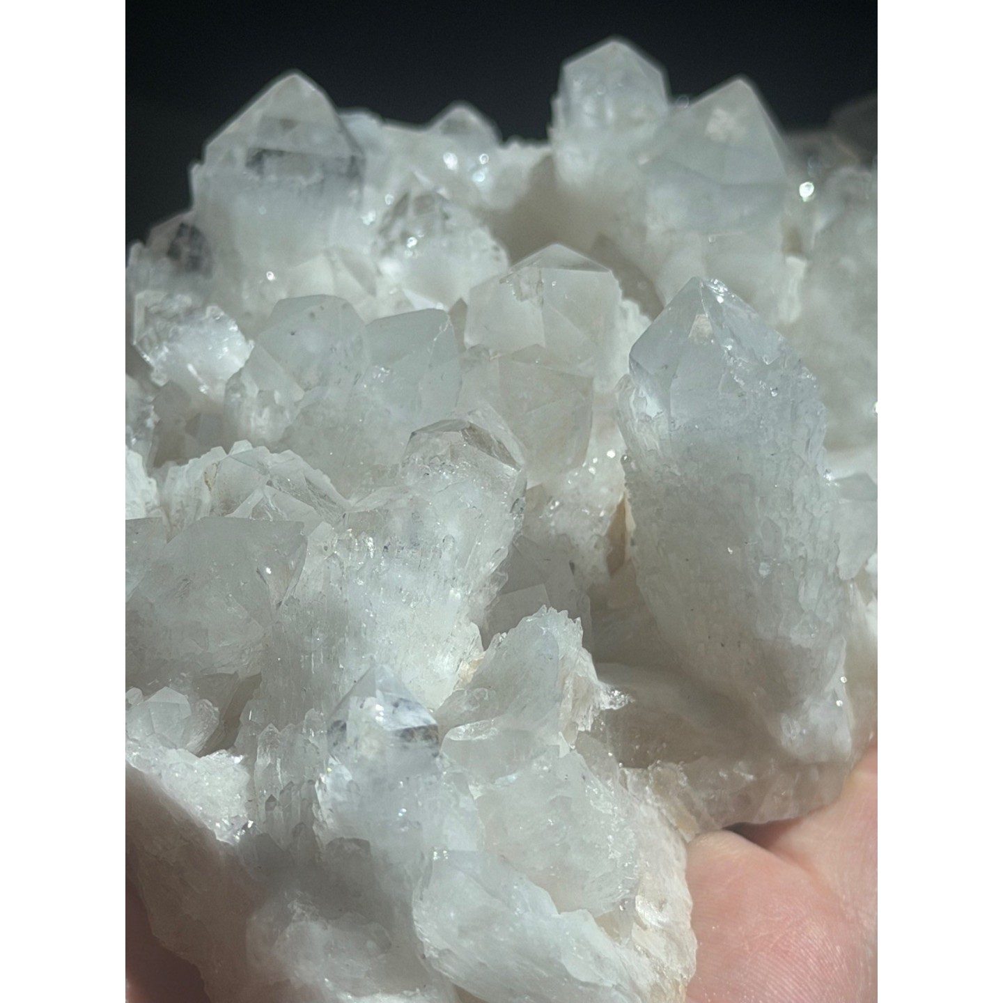 Druse de quartz chandelle (0.465kg)