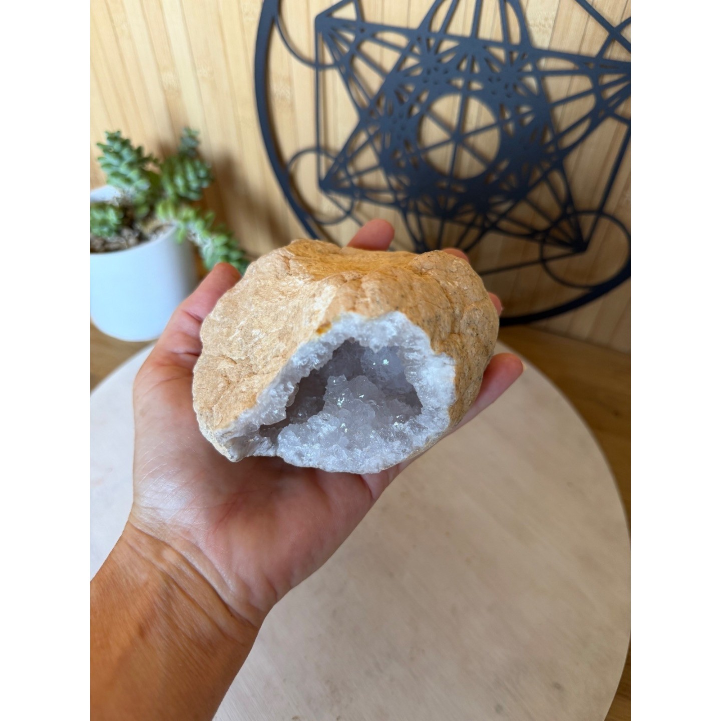 Géode de quartz (0.56kg)