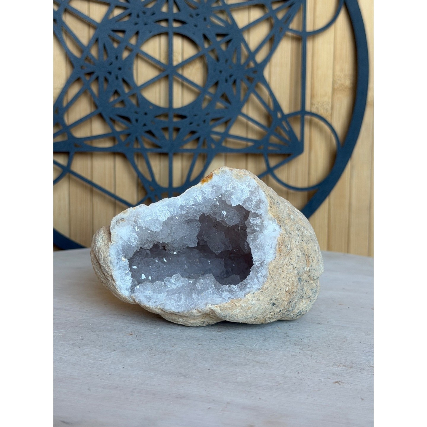 Géode de quartz (0.56kg)