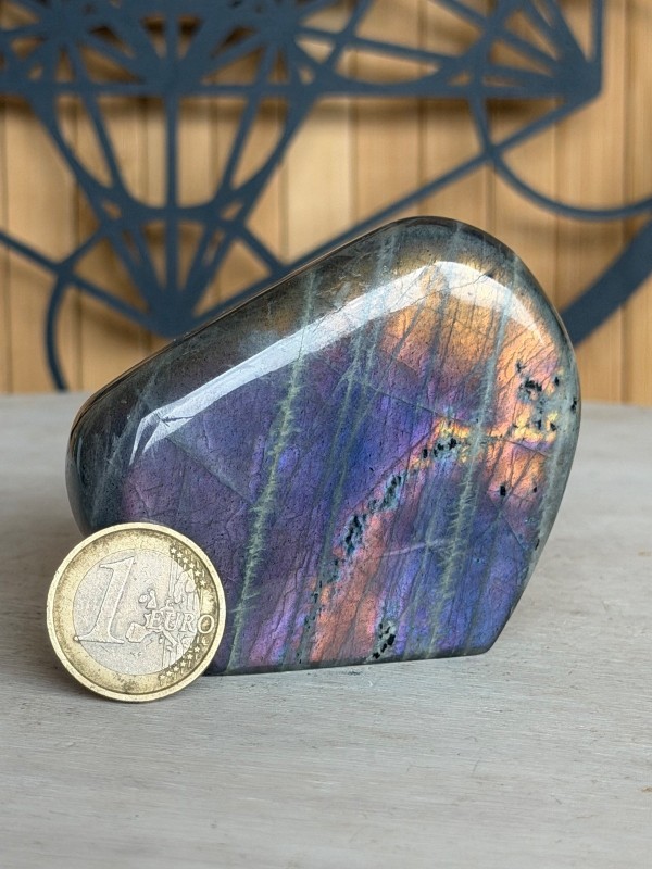 Labradorite violette (0.21kg)