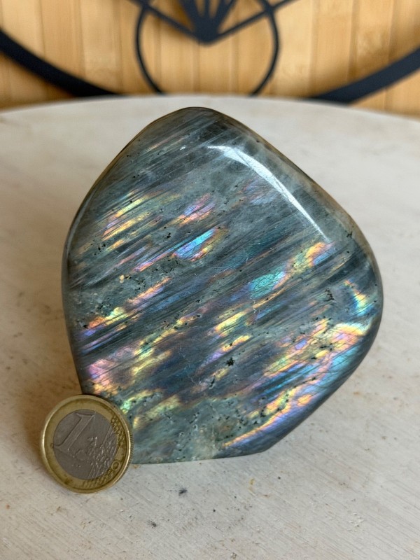 Labradorite (0.3kg)