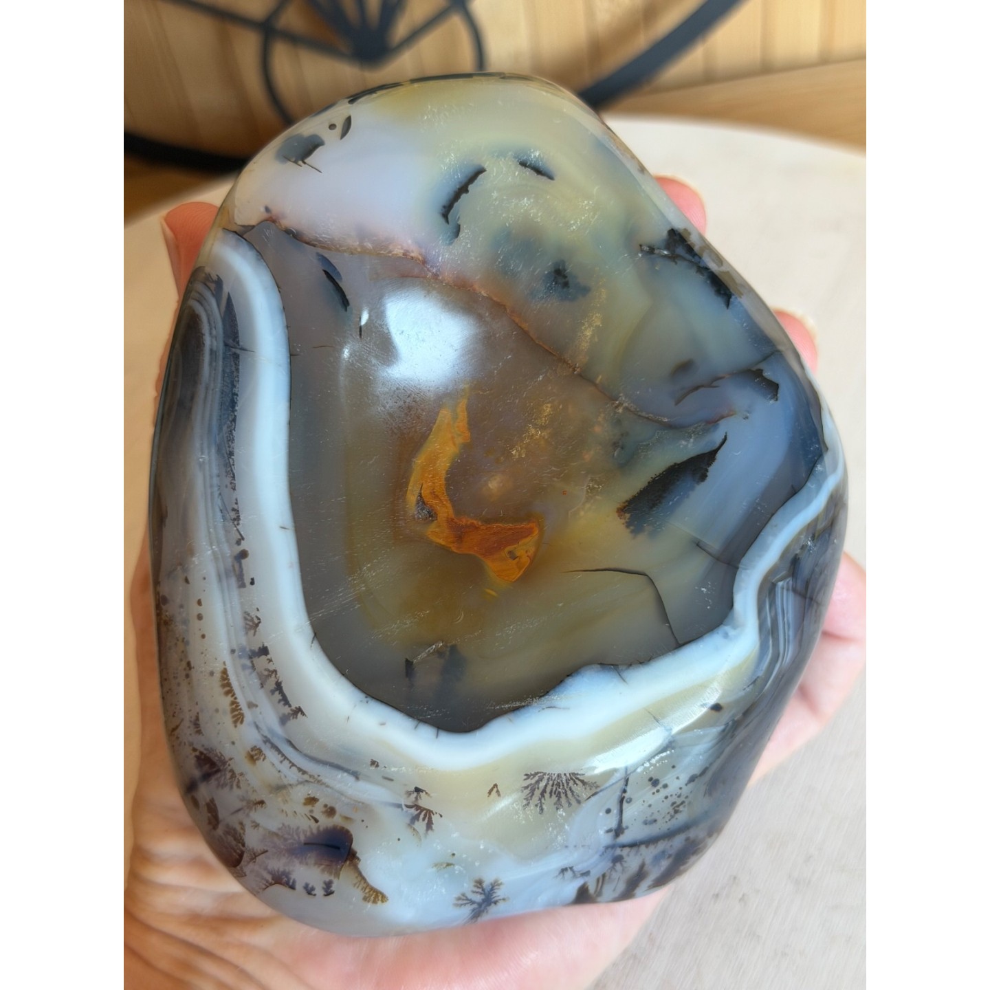 Agate (0.795kg)