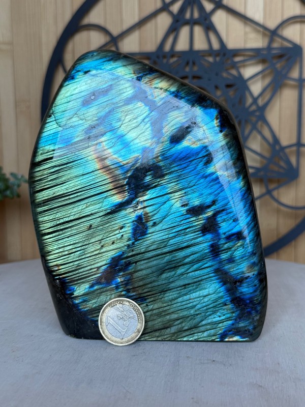 Labradorite (1.76kg)