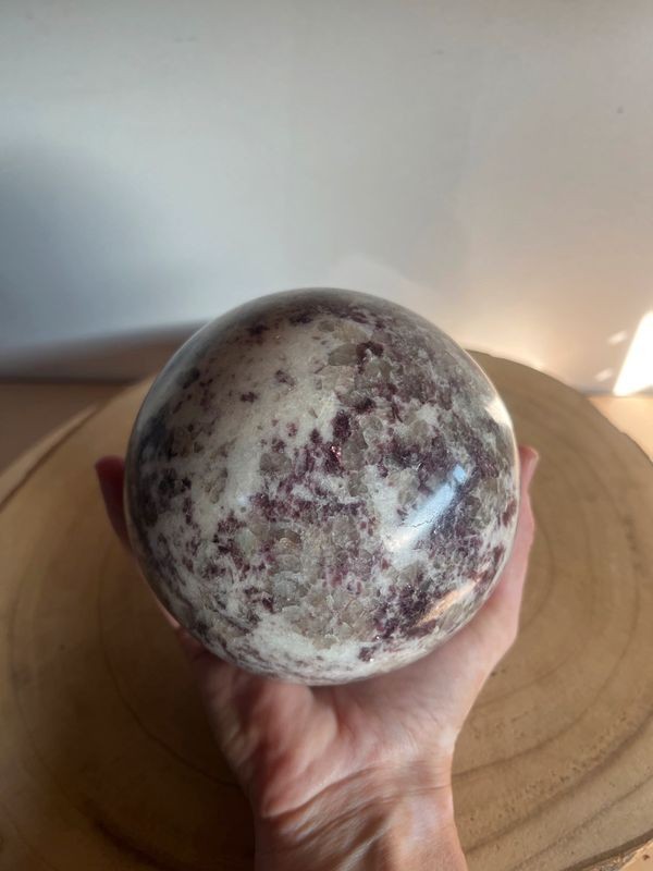 Sphère lepidolite