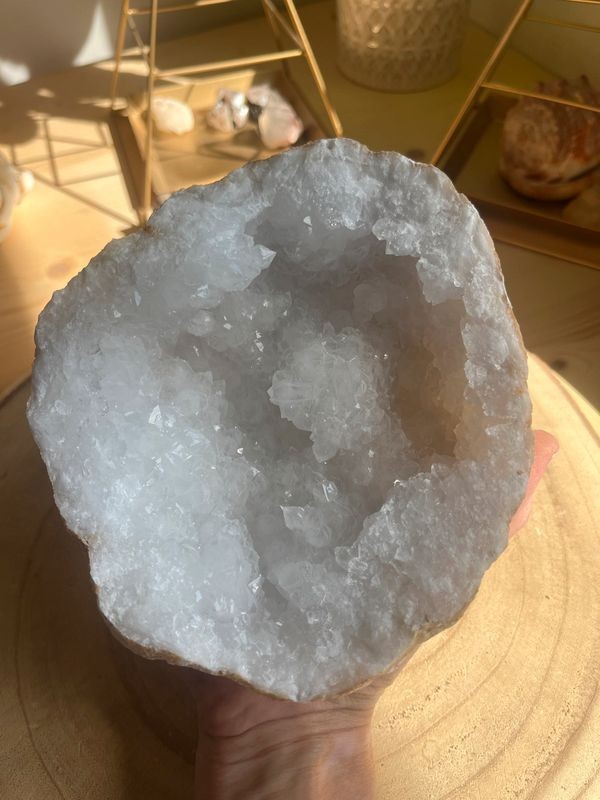 Géode de quartz (1,39 Kg)