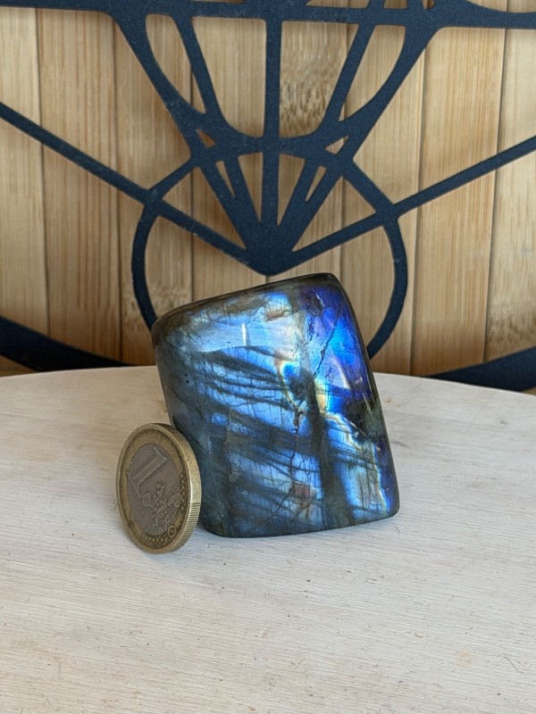Labradorite (0.085kg)